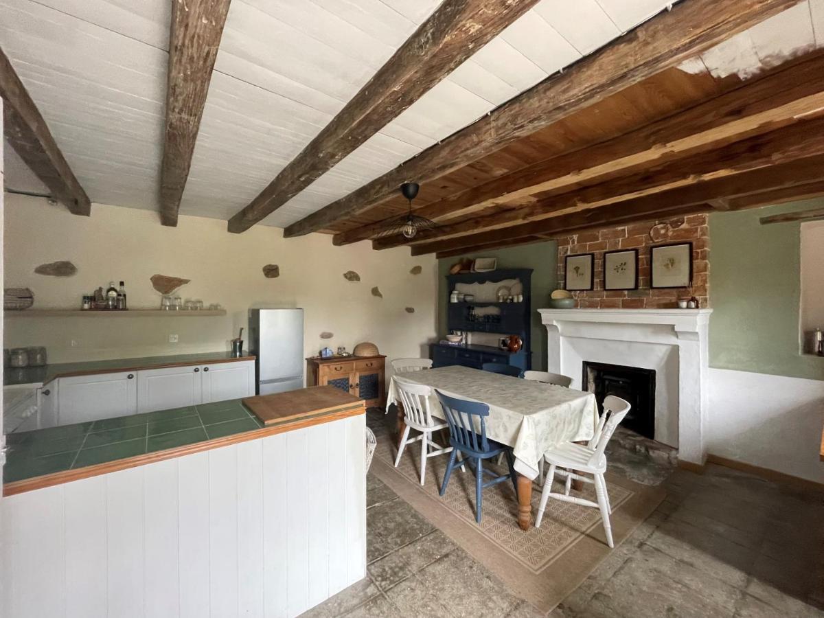 Beautiful Cottage With Private Plunge Pool/Hot Tub - 40 Mins From Puy Du Fou La Chapelle-Saint-Etienne Extérieur photo
